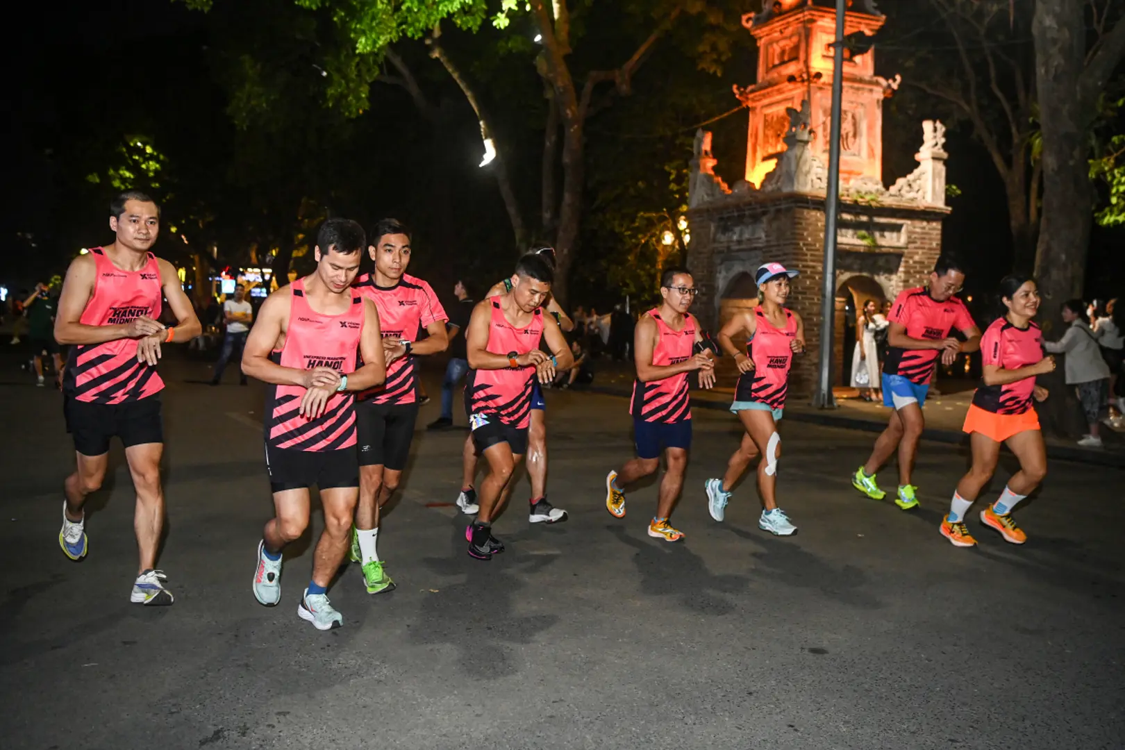 VnExpress Marathon Hanoi Midnight quay trở lại Thủ đô lần thứ 2