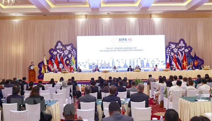 Các phiên họp ủy ban tại AIPA-43 xem xét, thông qua một số nghị quyết