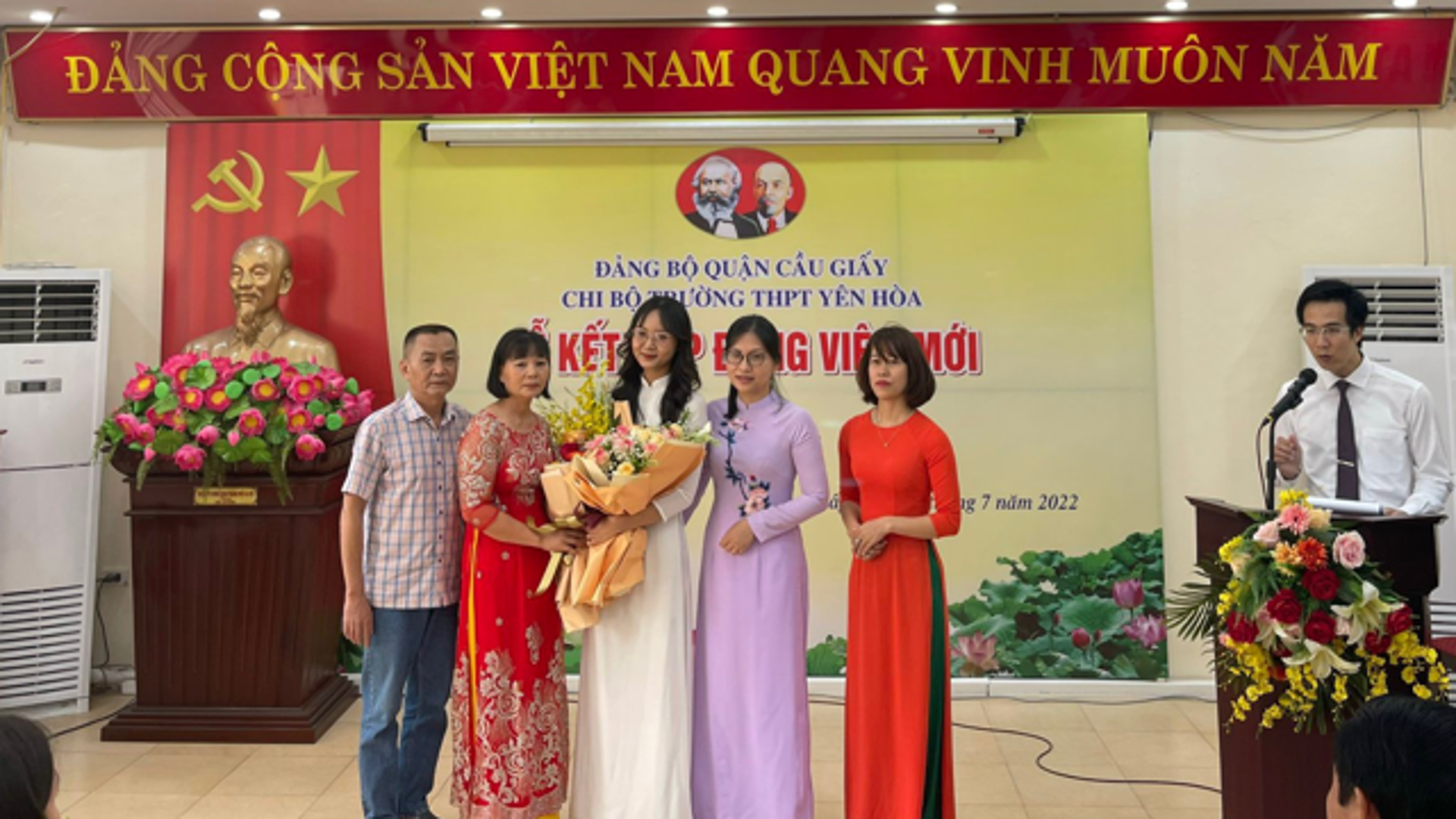 Phát triển đảng viên trẻ: Lan tỏa tinh thần cống hiến