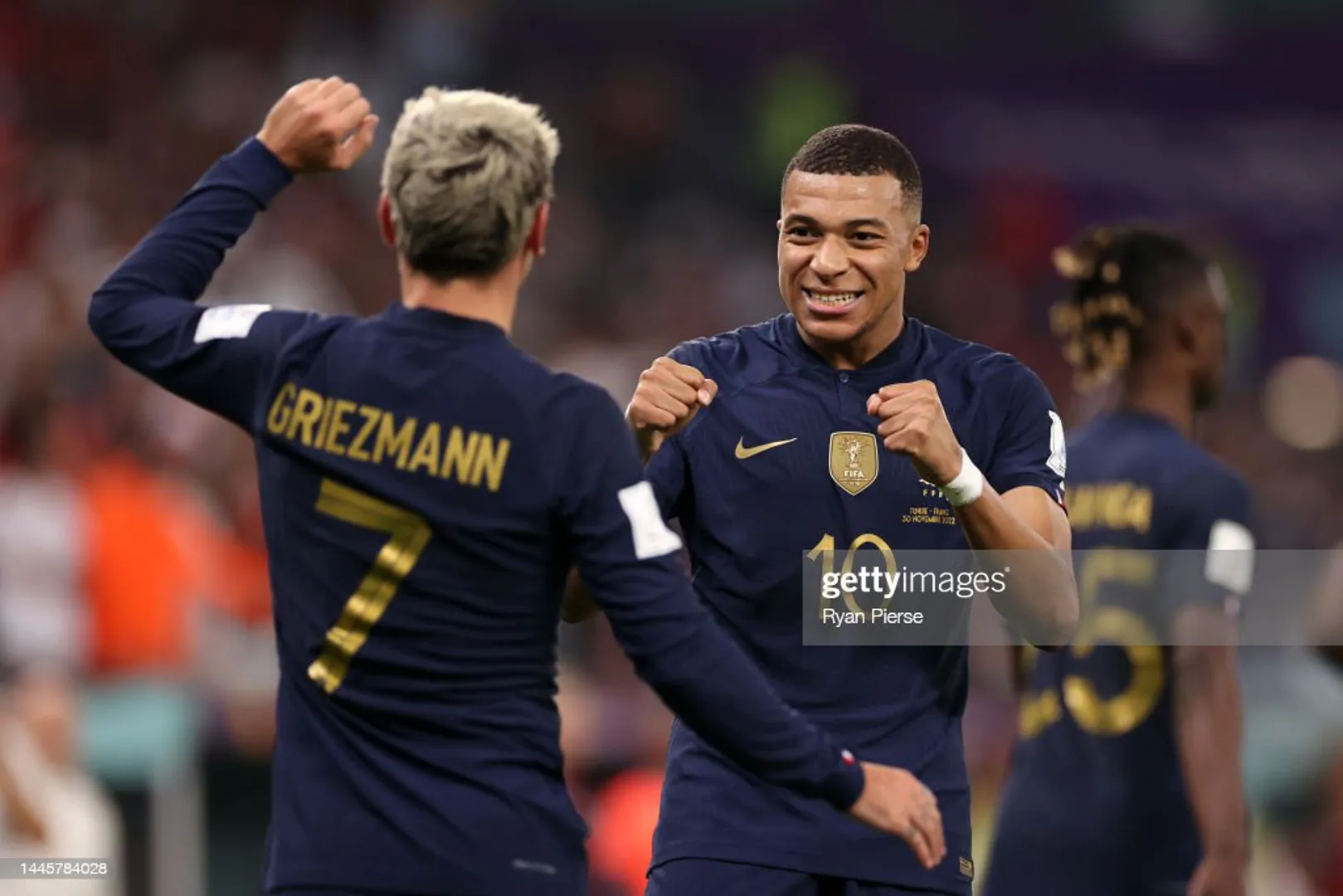 Lịch thi đấu World Cup 2022 ngày 4/12: Màn đối đầu thú vị giữa Mbappe-Lewandowski