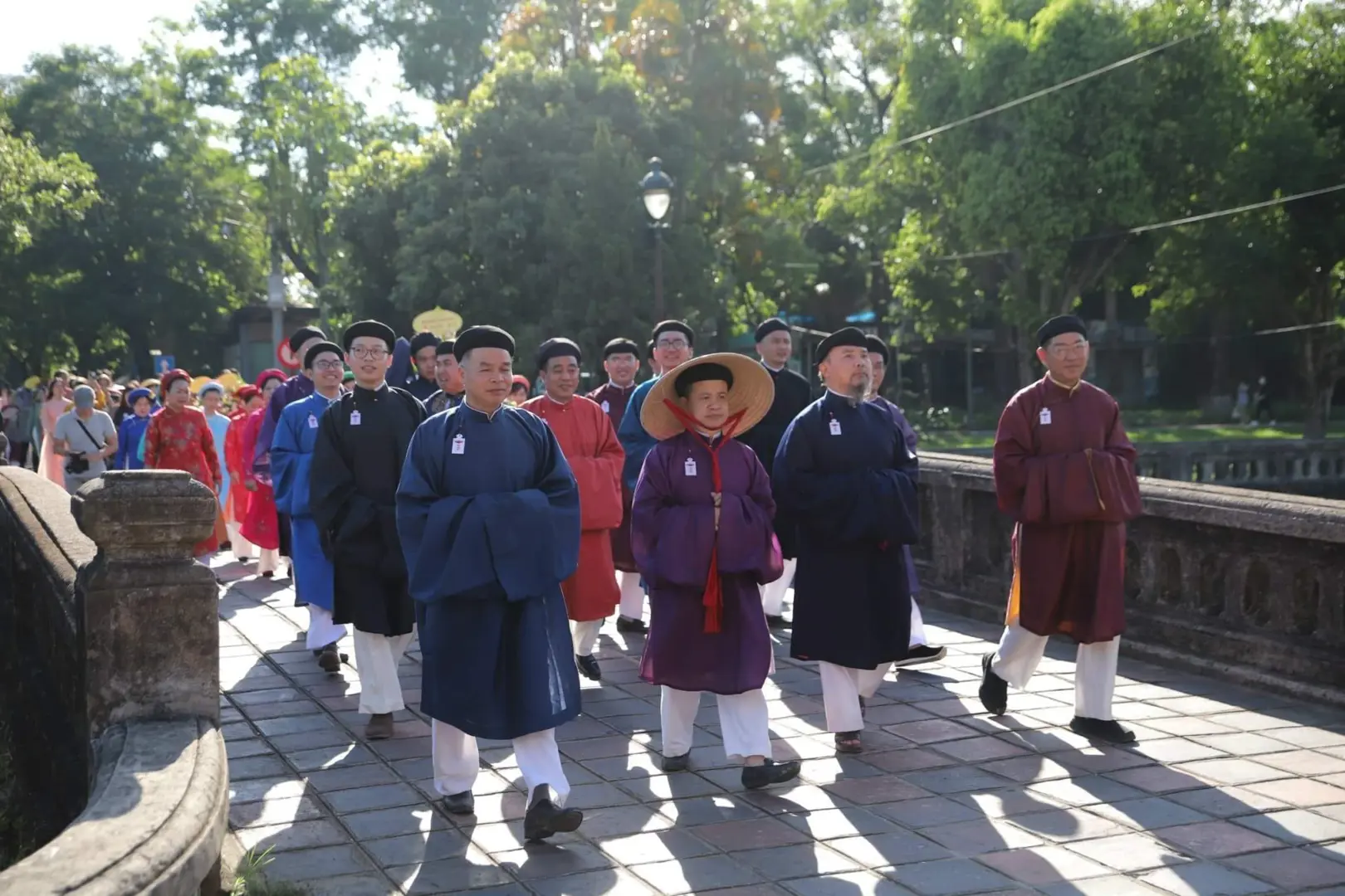 Phát huy giá trị Áo dài trong đời sống đương đại