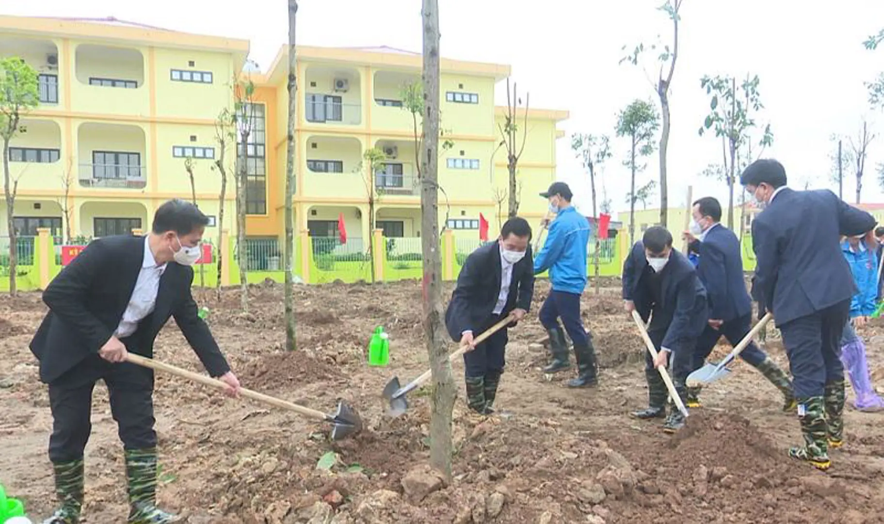 Tổ chức Tết trồng cây Xuân Quý Mão 2023 tiết kiệm, không phô trương