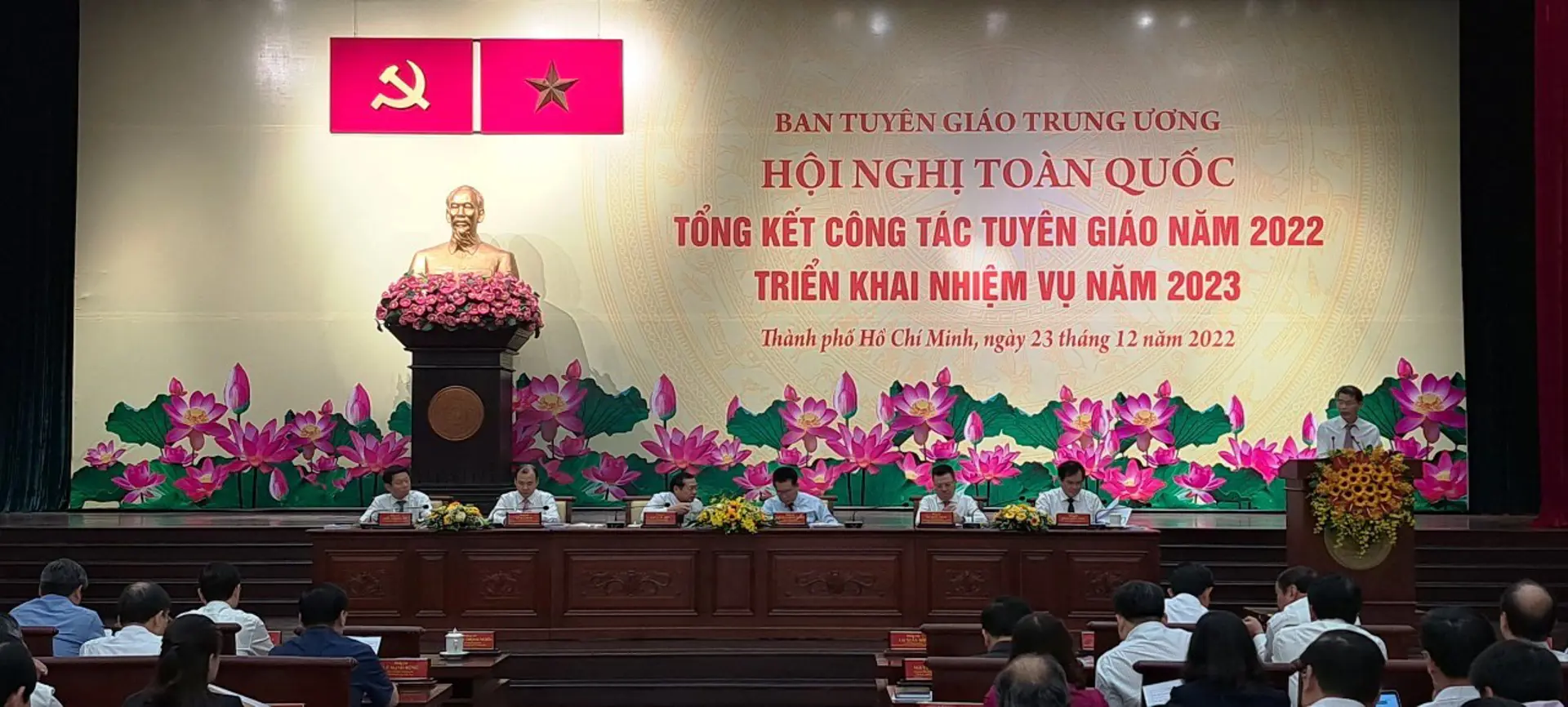 Công tác tuyên giáo phải "Tiền hô hậu ủng, nhất hô bá ứng"