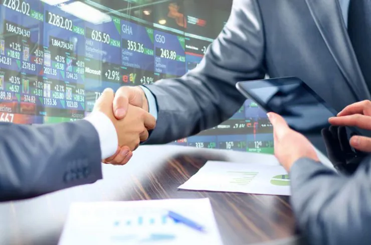 Chứng khoán Việt chờ “mùa hoa trở lại”