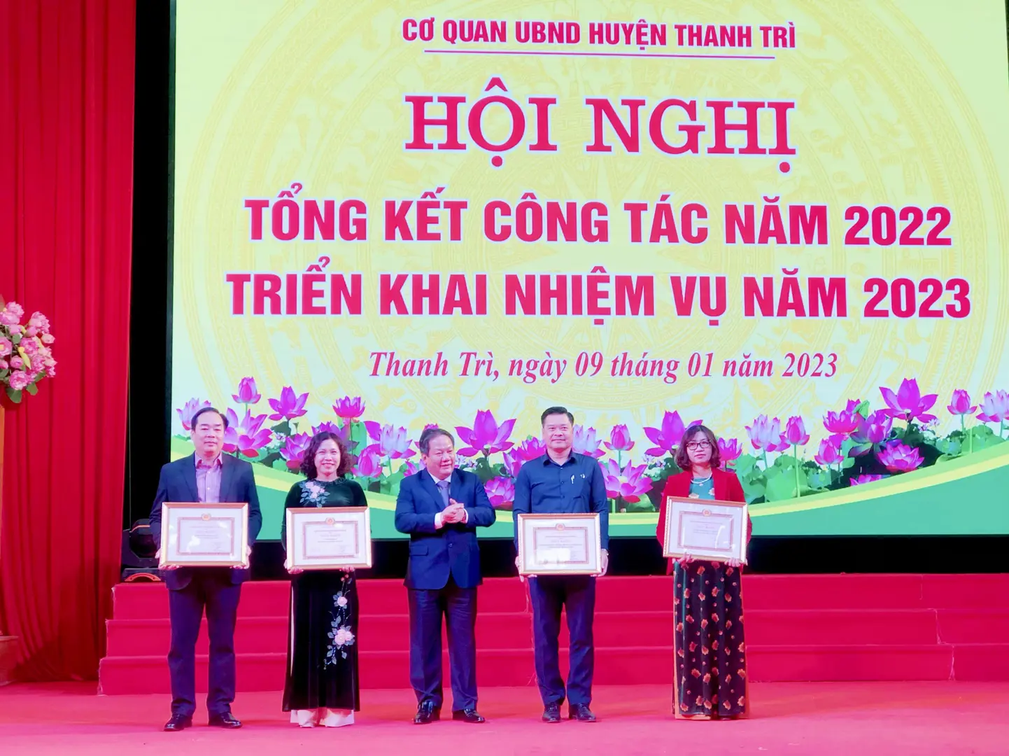 Đảng bộ cơ quan UBND huyện Thanh Trì hoàn thành xuất sắc nhiệm vụ năm 2022