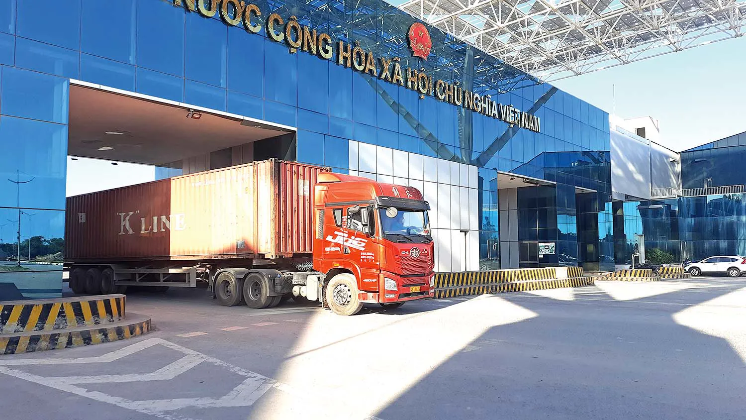 Tạm ngừng hoạt động xuất nhập khẩu tại cửa khẩu Móng Cái trong 7 ngày Tết