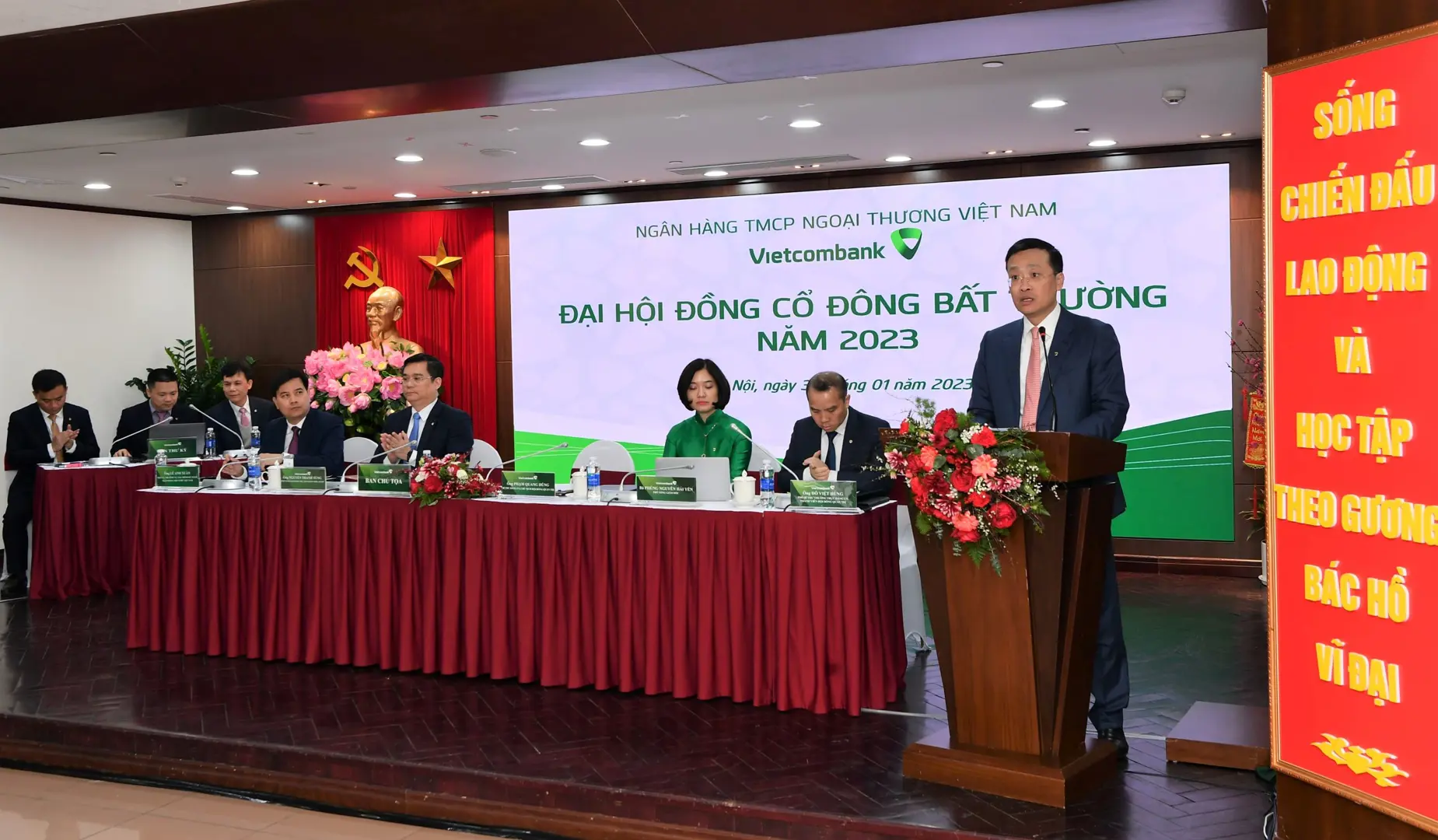 ĐHĐCĐ  bất thường Vietcombank năm 2023: Bầu bổ sung 1 Thành viên HĐQT 