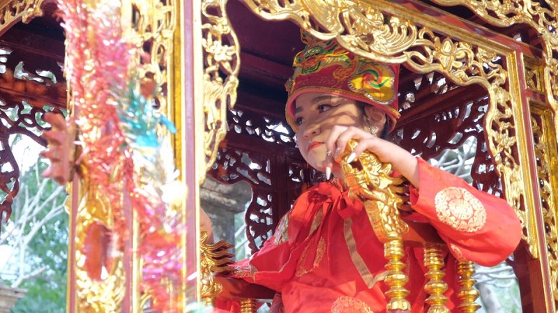 Hanoi: Spring festival season is vibrant again