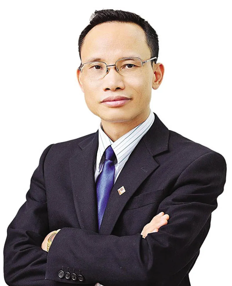 TS Cấn Văn Lực
