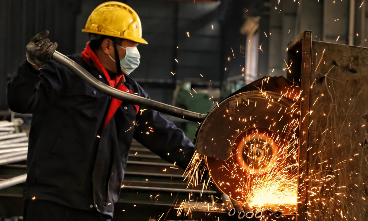 Giá thép hôm nay 21/2: Toàn bộ sàn giao dịch tăng giá