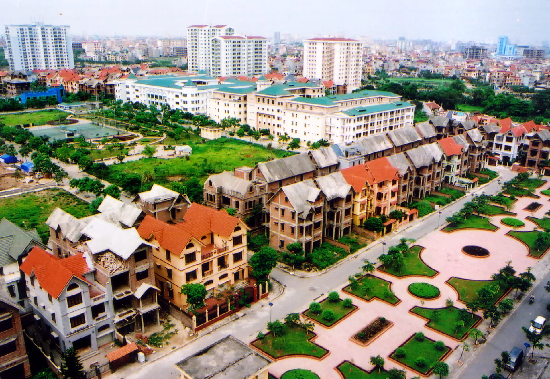 Nhà nước cần kiểm soát tốt nguồn tín dụng đổ vào lĩnh vực bất động sản. Ảnh: Hải Linh