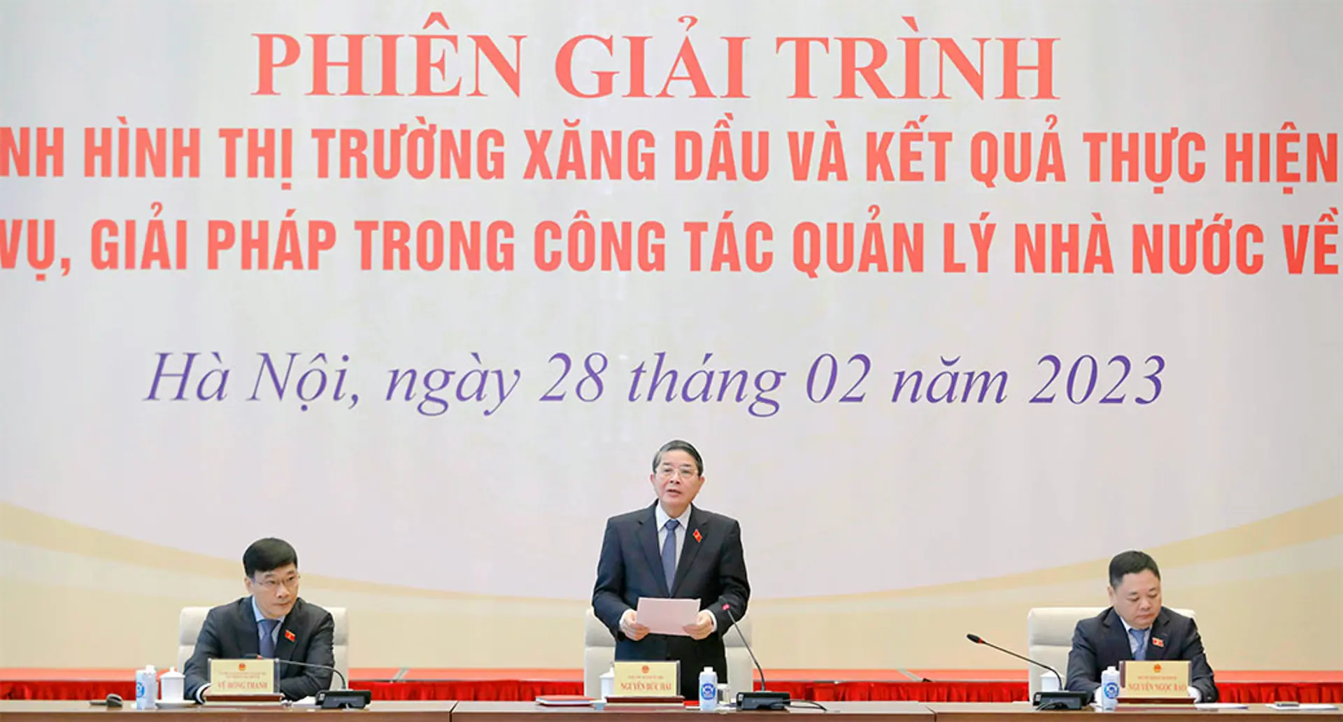 Giải pháp nào bảo đảm ổn định thị trường xăng dầu?