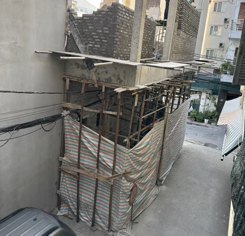Dự án xây dựng Nhà sinh hoạt cộng đồng số 1 nằm hoàn toàn trong phần diện tích đất được giao. Ảnh: Vân Nhi