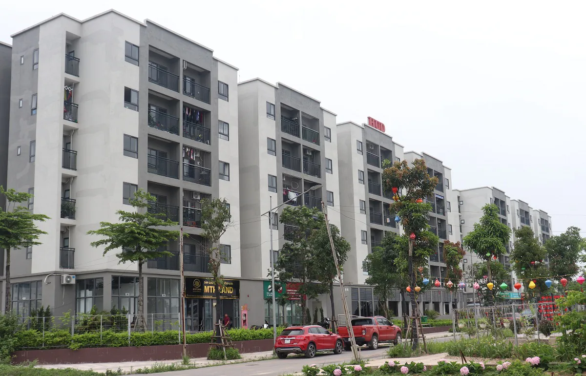 Phát triển nhà ở xã hội cần phải theo tư duy của thị trường (trong ảnh: khu NƠXH tại huyện Mê Linh, TP Hà Nội). Ảnh: Mai Vân