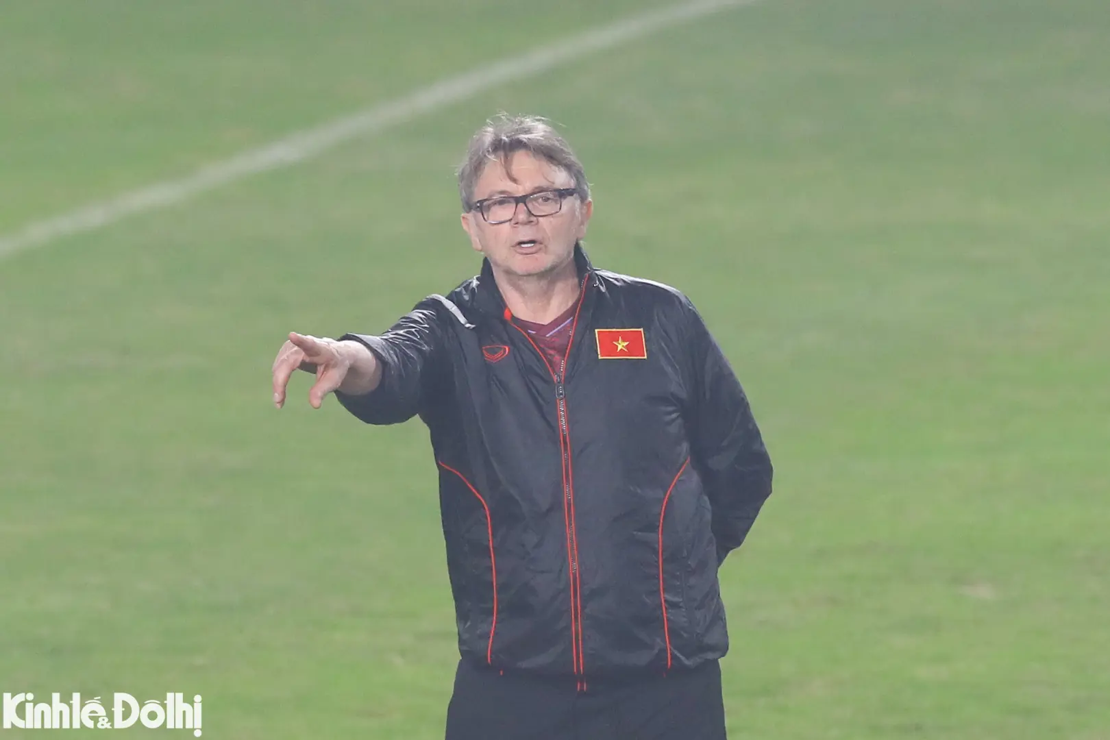 HLV Philippe Troussier loại 13 cầu thủ đầu tiên của U23 Việt Nam