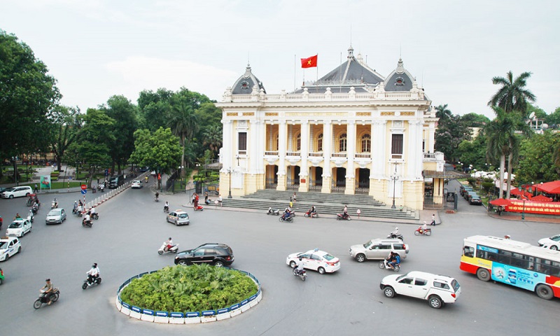 Hanoi to become Asia's center of photography: French ambassador