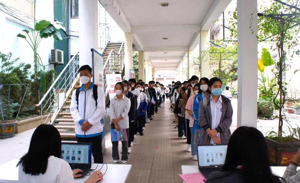Thí sinh tham dự kỳ thi đánh giá năng lực đợt 1/2023 của Đại học Quốc gia Hà Nội. Ảnh: CET.VNU