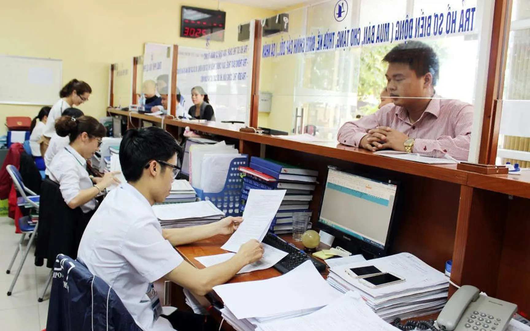 Bộ LĐTB&XH thông tin phương án tiền lương làm căn cứ đóng bảo hiểm xã hội