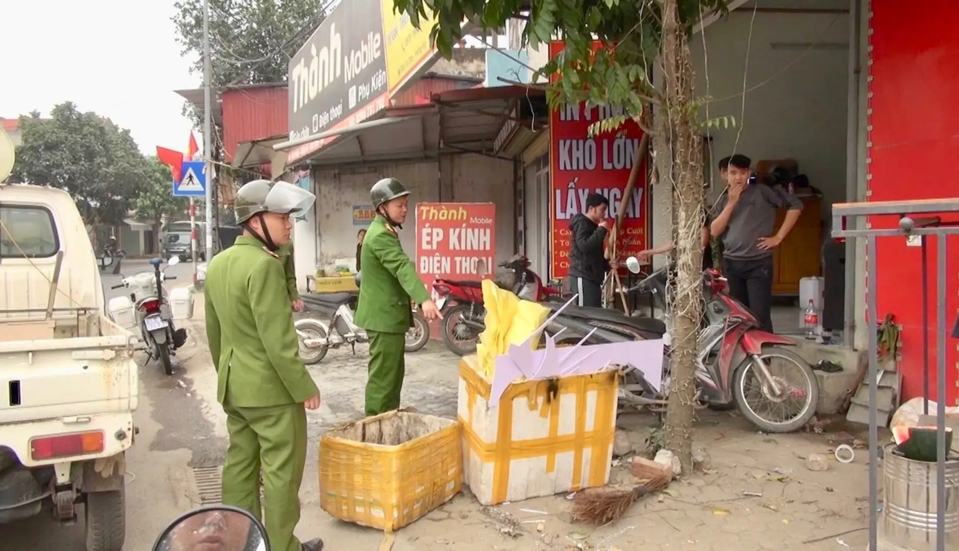 Huyện Sóc Sơn: Dẹp chợ cóc, xử phạt hàng rong, lập lại trật tự đô thị