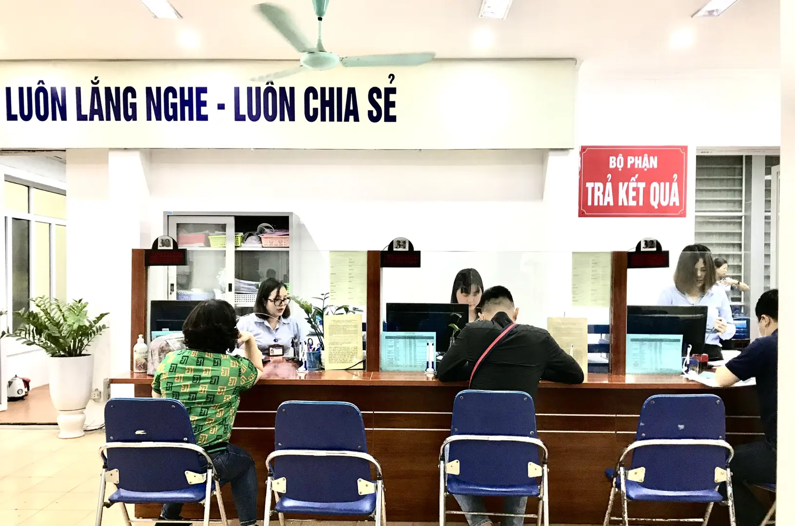 Cơ hội tìm việc làm cho người lao động hưởng trợ cấp thất nghiệp