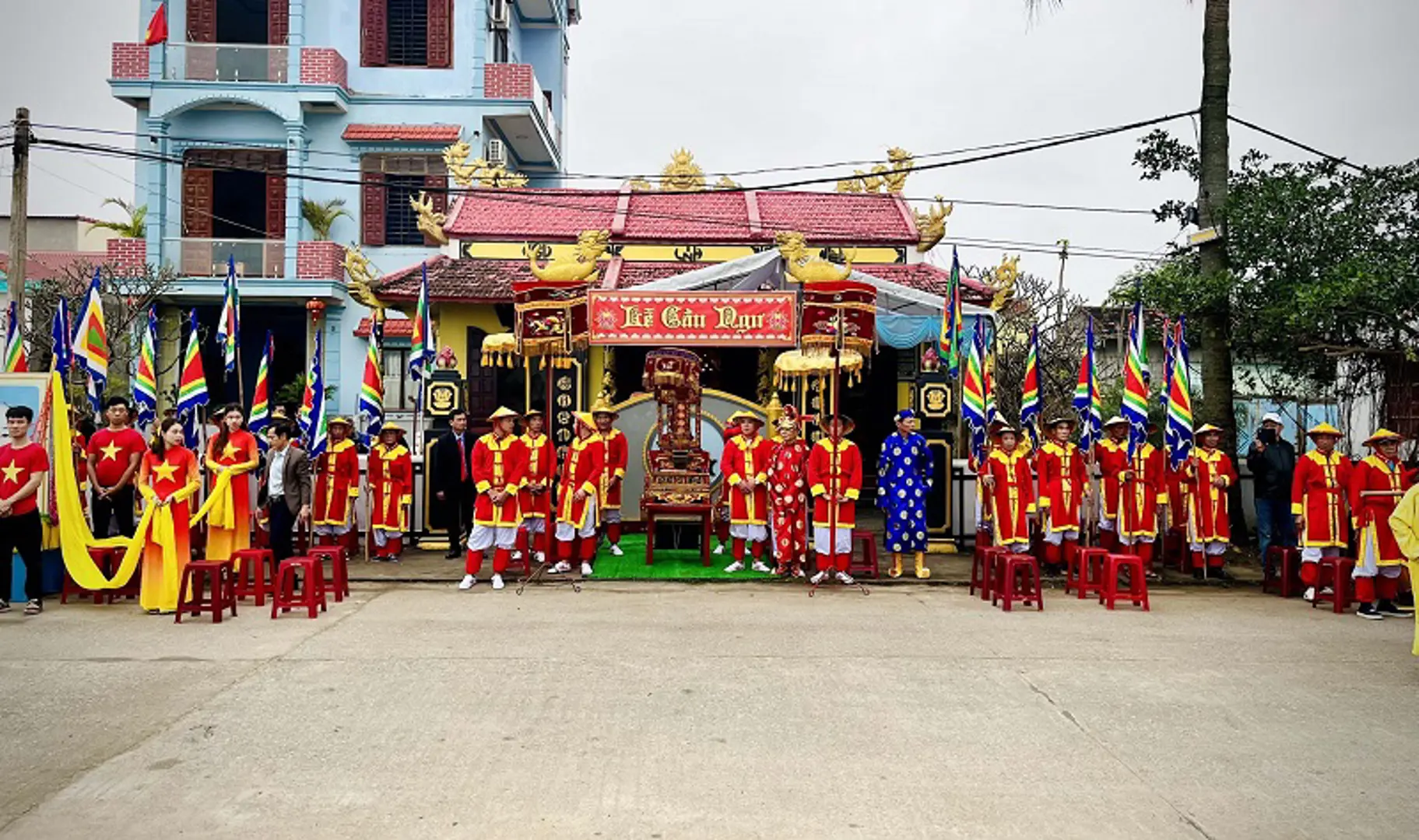 Quảng Bình: "Linh thiêng" nghĩa địa Cá voi ở làng biển Cảnh Dương