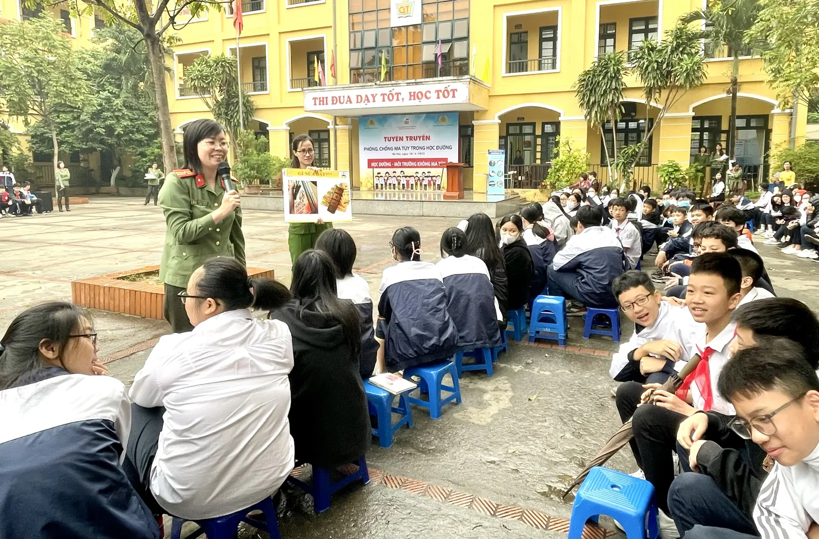 Quận Đống Đa tuyên truyền về tác hại ma tuý cho học sinh