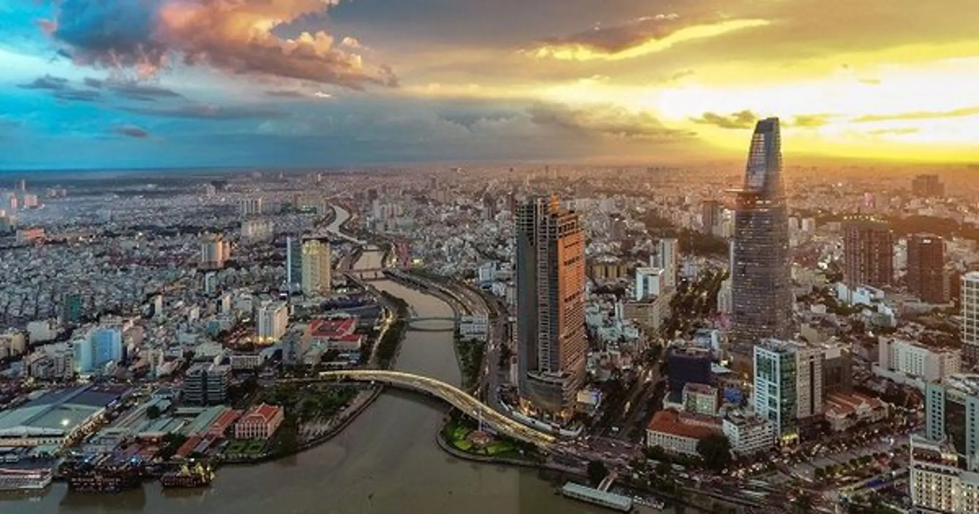 Văn Phú - Invest ghi danh Top 10 Chủ đầu tư bất động sản 2023