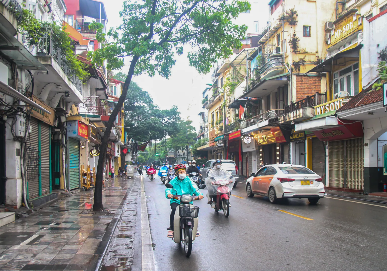 Các phố trung tâm Hoàn Kiếm thông thoáng để phục vụ hội nghị Việt - Pháp