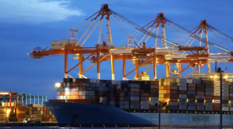 Mỹ muốn áp trừng phạt toàn bộ lên Nga, G7 chần chừ?