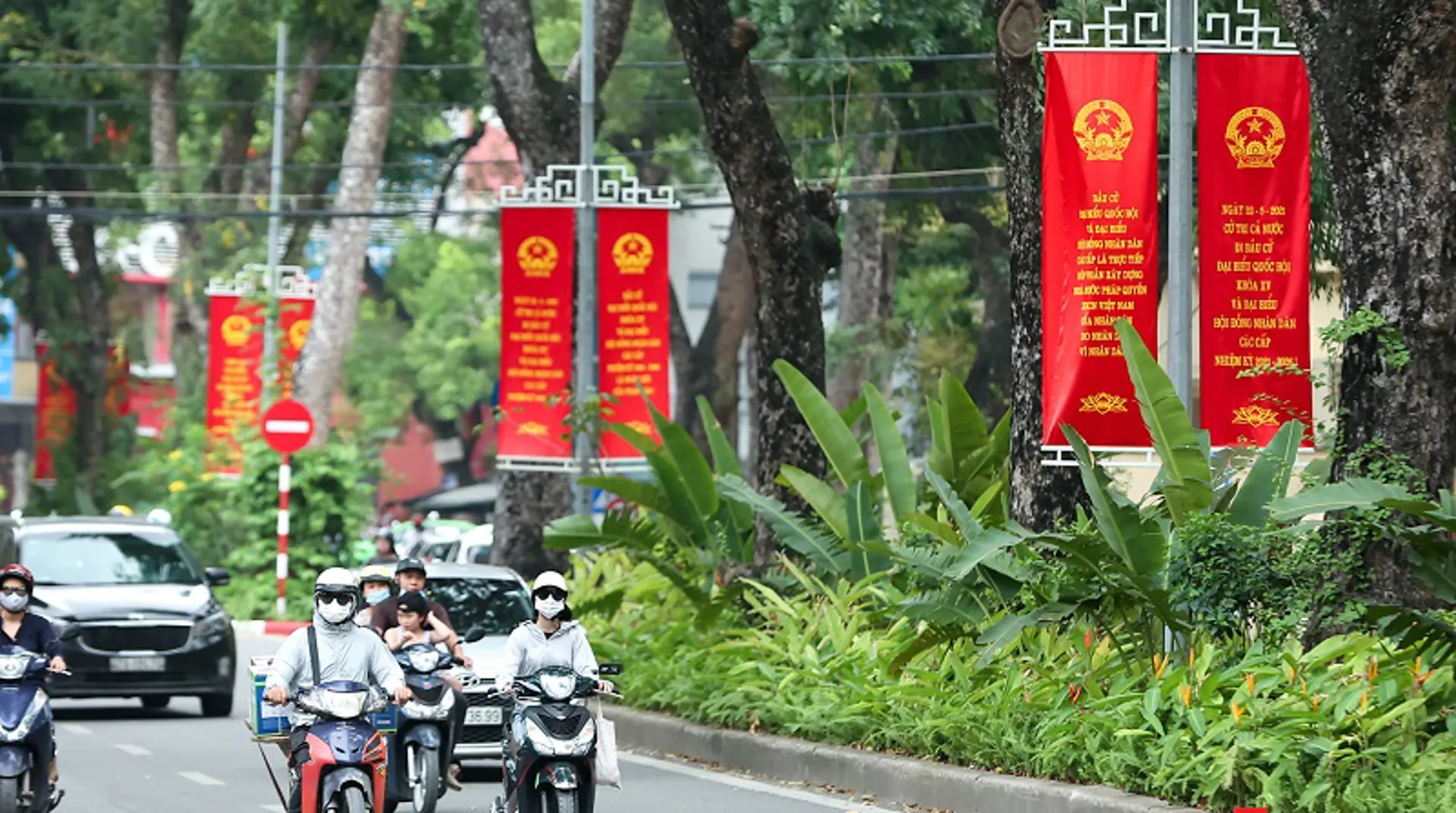 Dự báo thời tiết ngày 28/4/2023: Hà Nội ngày nắng, đêm mưa, nhiệt độ tăng nhẹ