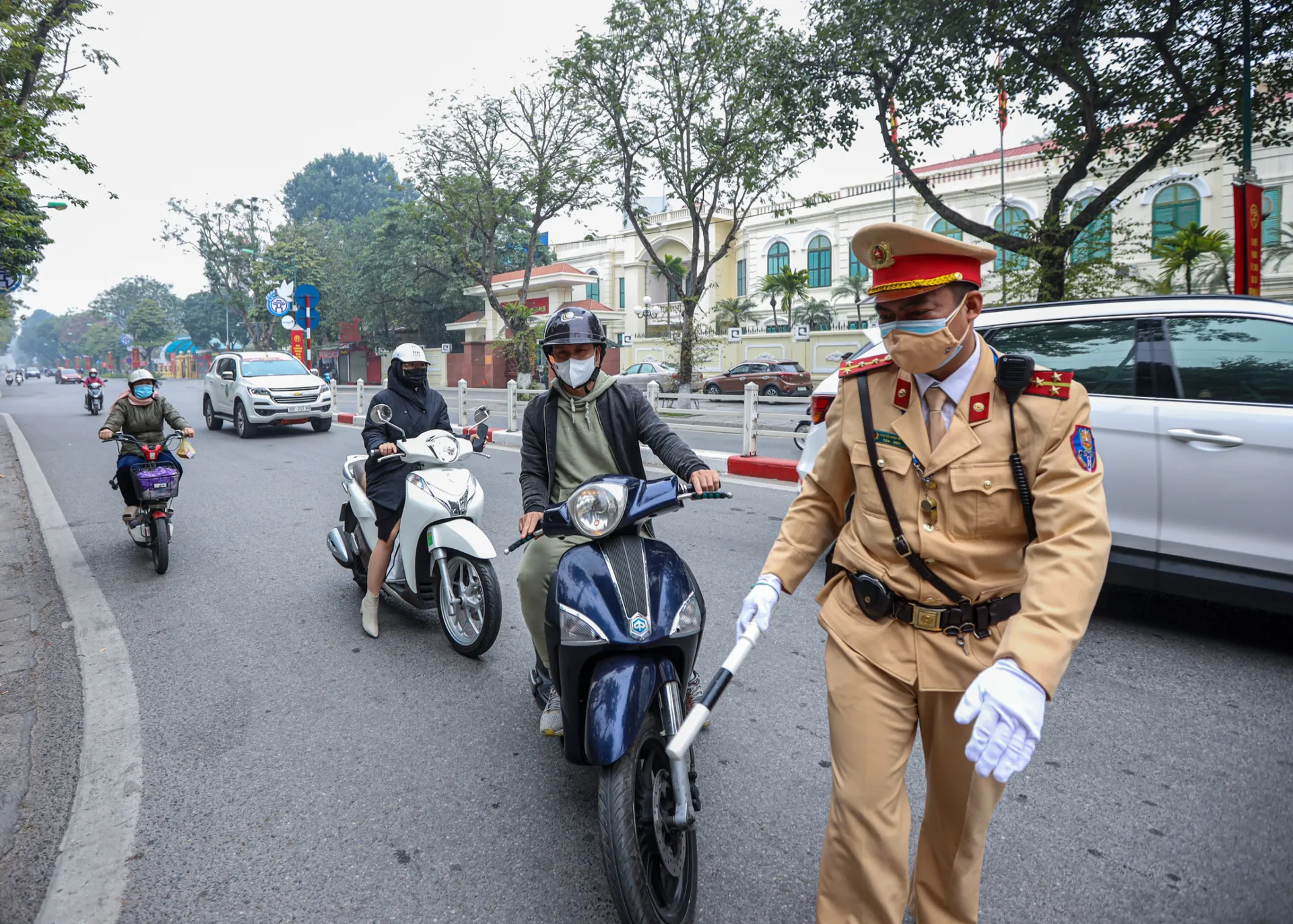 Hà Nội: Xử lý 475 trường hợp vi phạm Luật Giao thông đường bộ