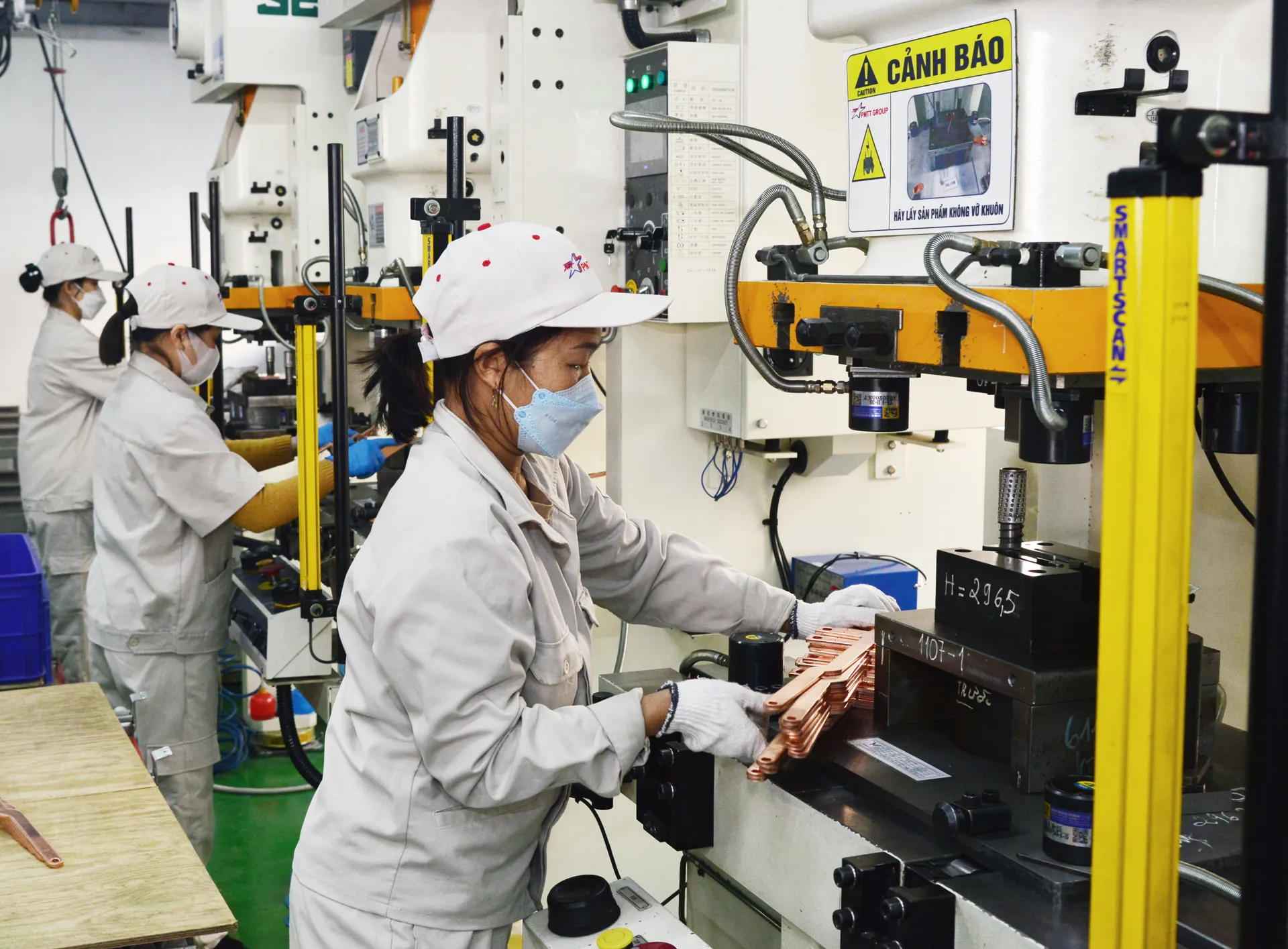 Tin tức hấp dẫn nhất trên báo in ra ngày 6/5/2023
