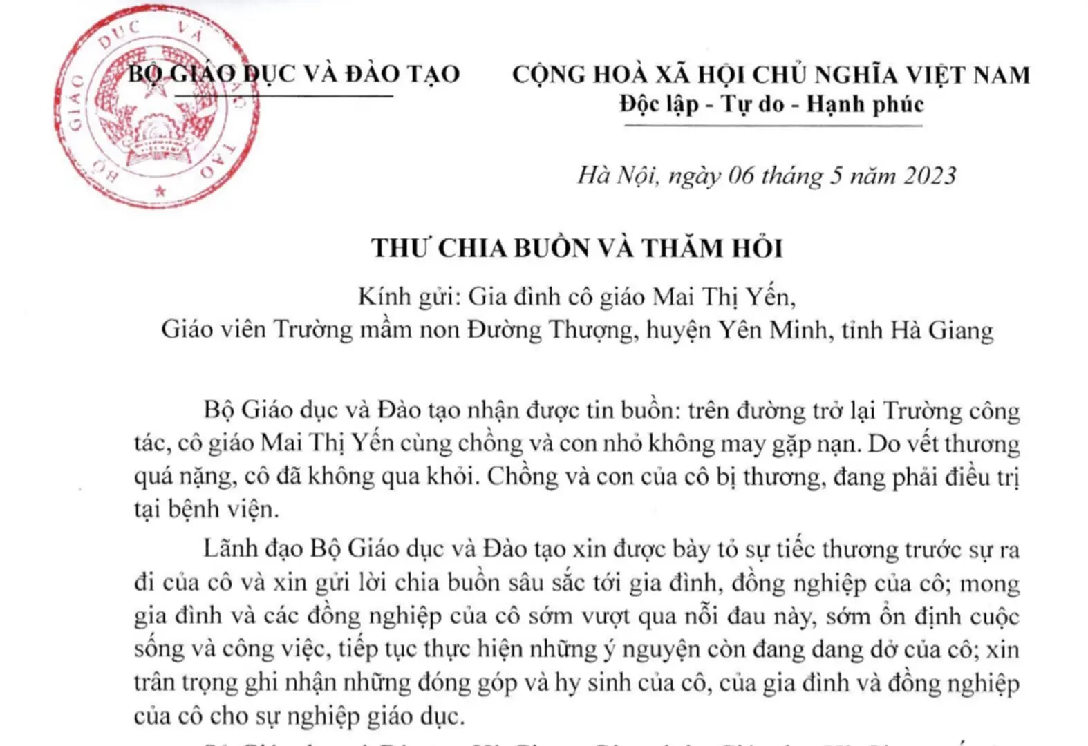 Bộ trưởng Bộ GD&ĐT chia buồn với gia đình cô giáo cắm bản bị tai nạn