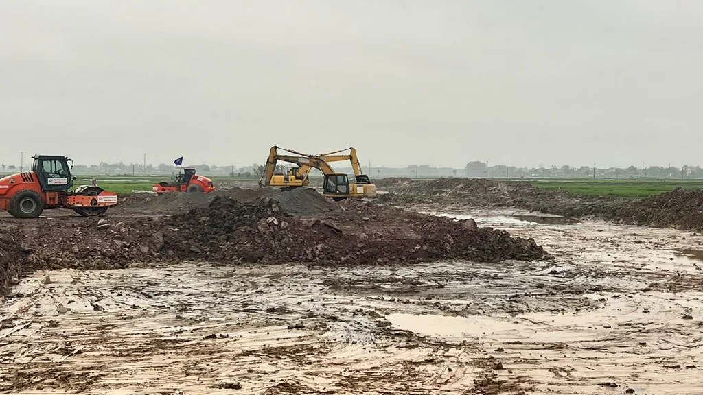 Điểm danh những dự án giao thông được kéo dài vốn, giãn tiến độ giải ngân