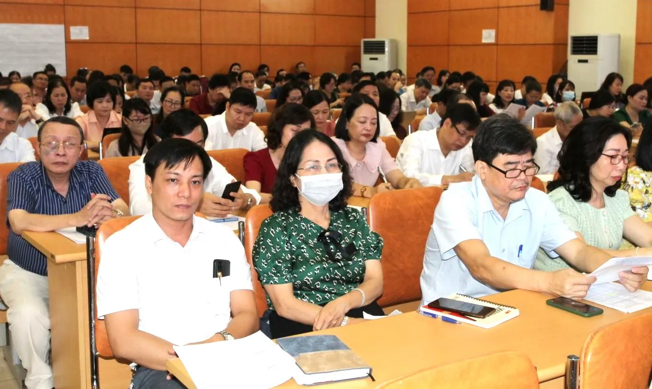 Hà Nội: Trăn trở sau một năm thực hiện chương trình mới cấp THPT