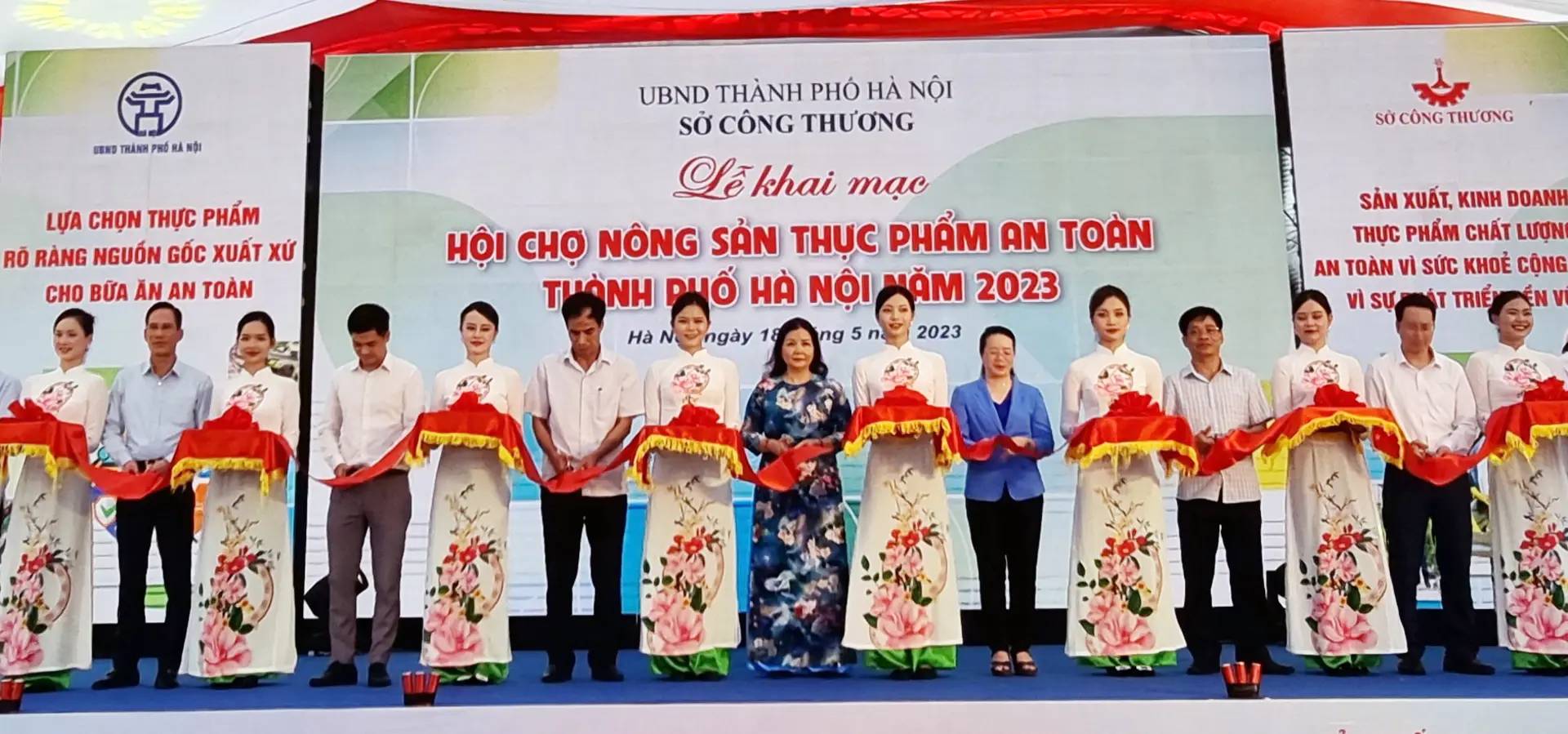 Khai mạc Hội chợ nông sản thực phẩm an toàn TP Hà Nội năm 2023