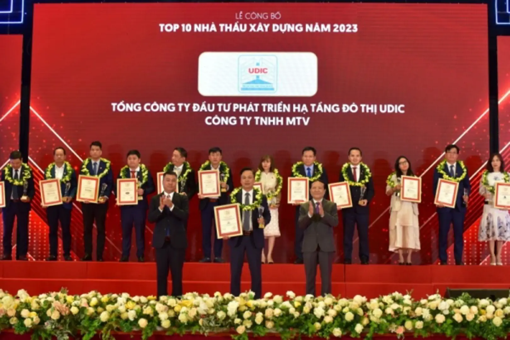 Tổng công ty UDIC được vinh danh Top 10 Nhà thầu xây dựng uy tín 2023