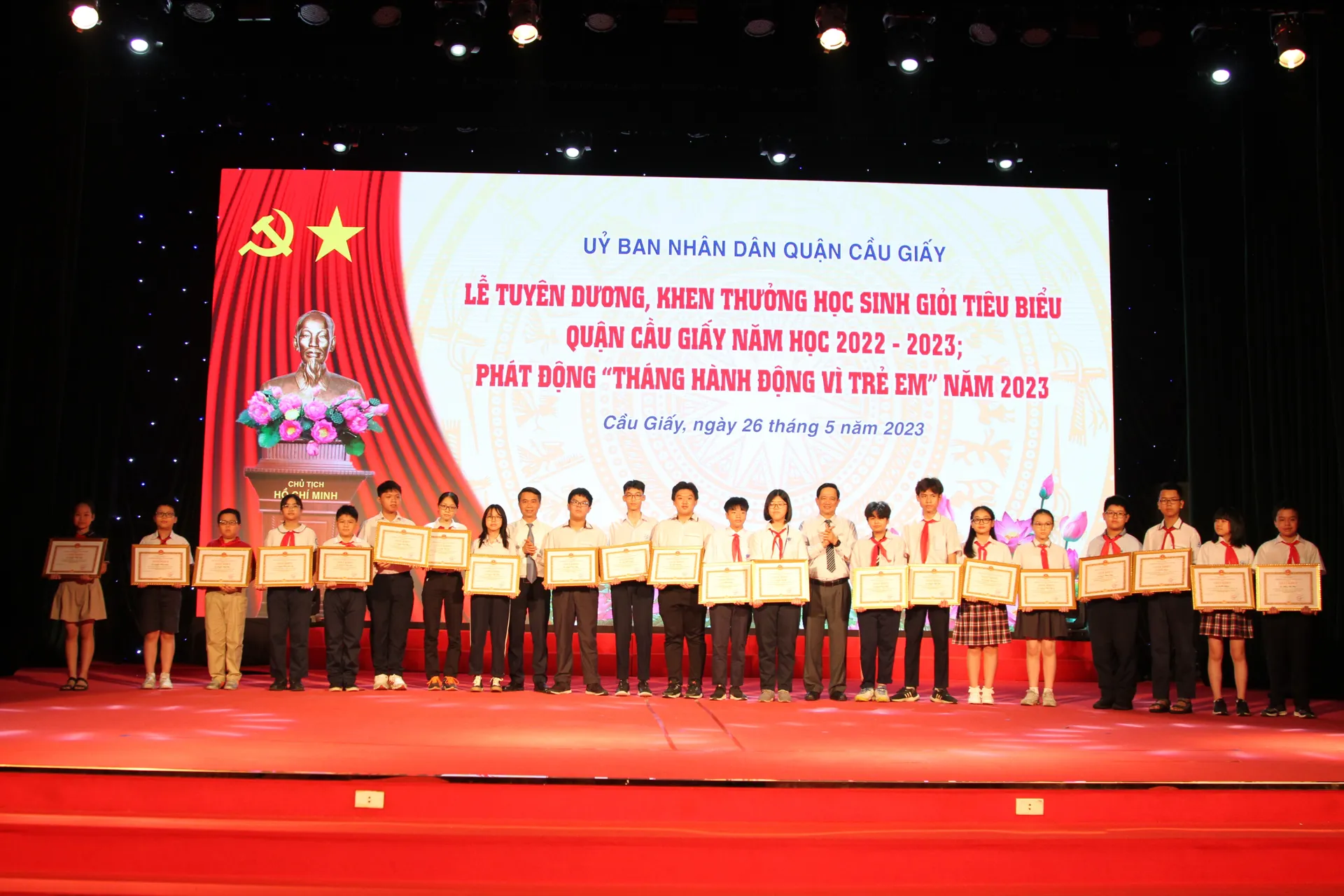 Cầu Giấy 14 năm liên tiếp dẫn đầu TP về kết quả thi vào lớp 10