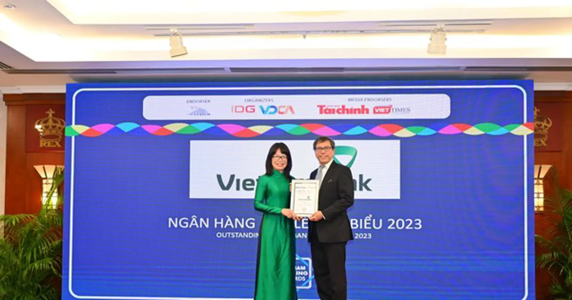 Vietcombank nhận giải thưởng quan trọng tại diễn đàn ngân hàng bán lẻ Việt Nam 2023