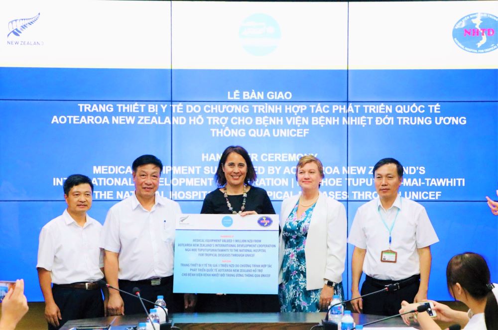 New Zealand helps curb infectious diseases in Vietnam  