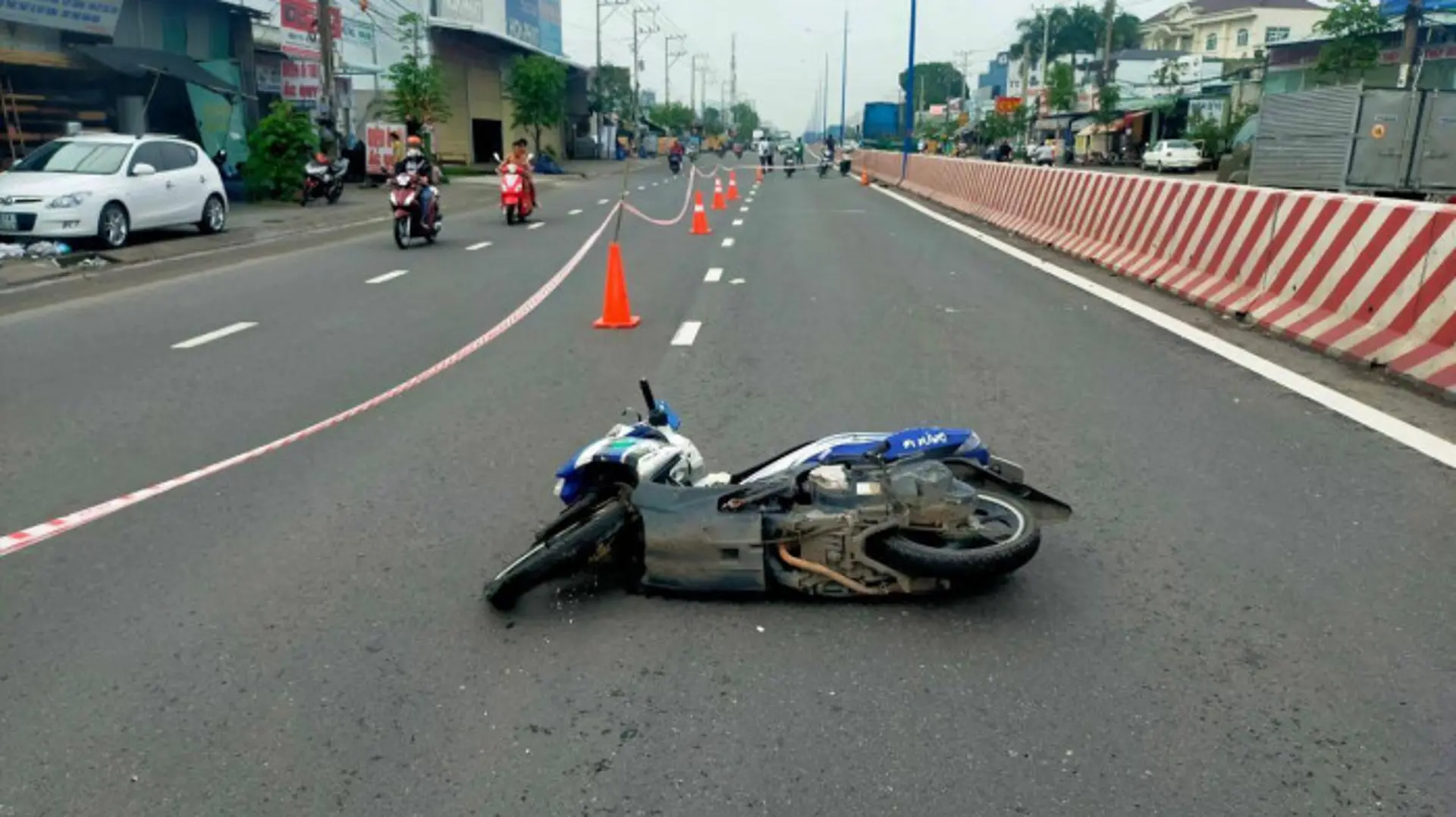 Tai nạn giao thông ngày 2/7/2023: Thanh niên tử vong sau va chạm xe biển xanh