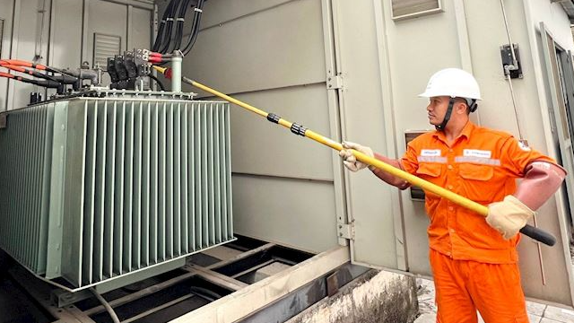 Một số quận huyện có nhiều điểm tạm ngừng cấp điện ngày 18/7