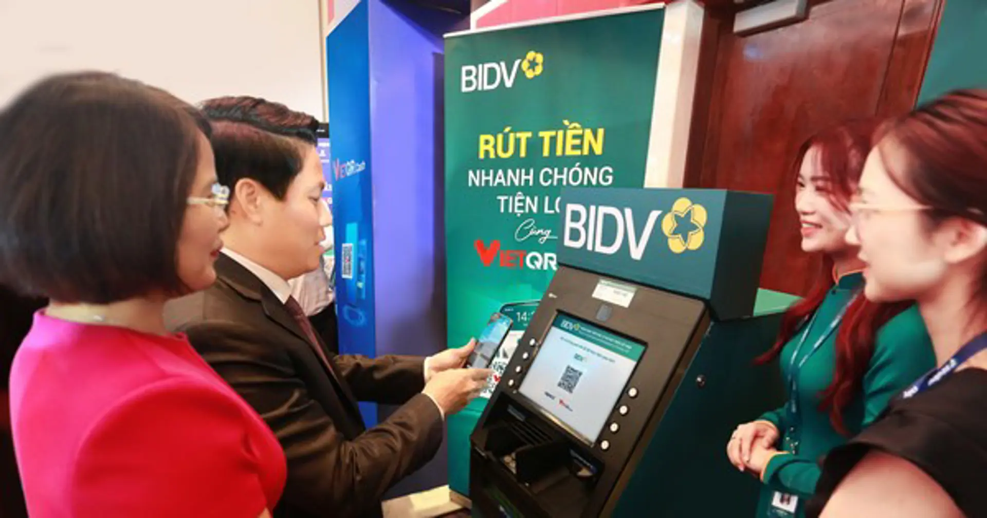 BIDV tiên phong triển khai dịch vụ rút tiền VietQR Cash