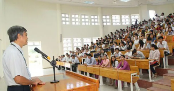 Thành lập Hội đồng xét tặng danh hiệu "Nhà giáo Nhân dân", "Nhà giáo Ưu tú"