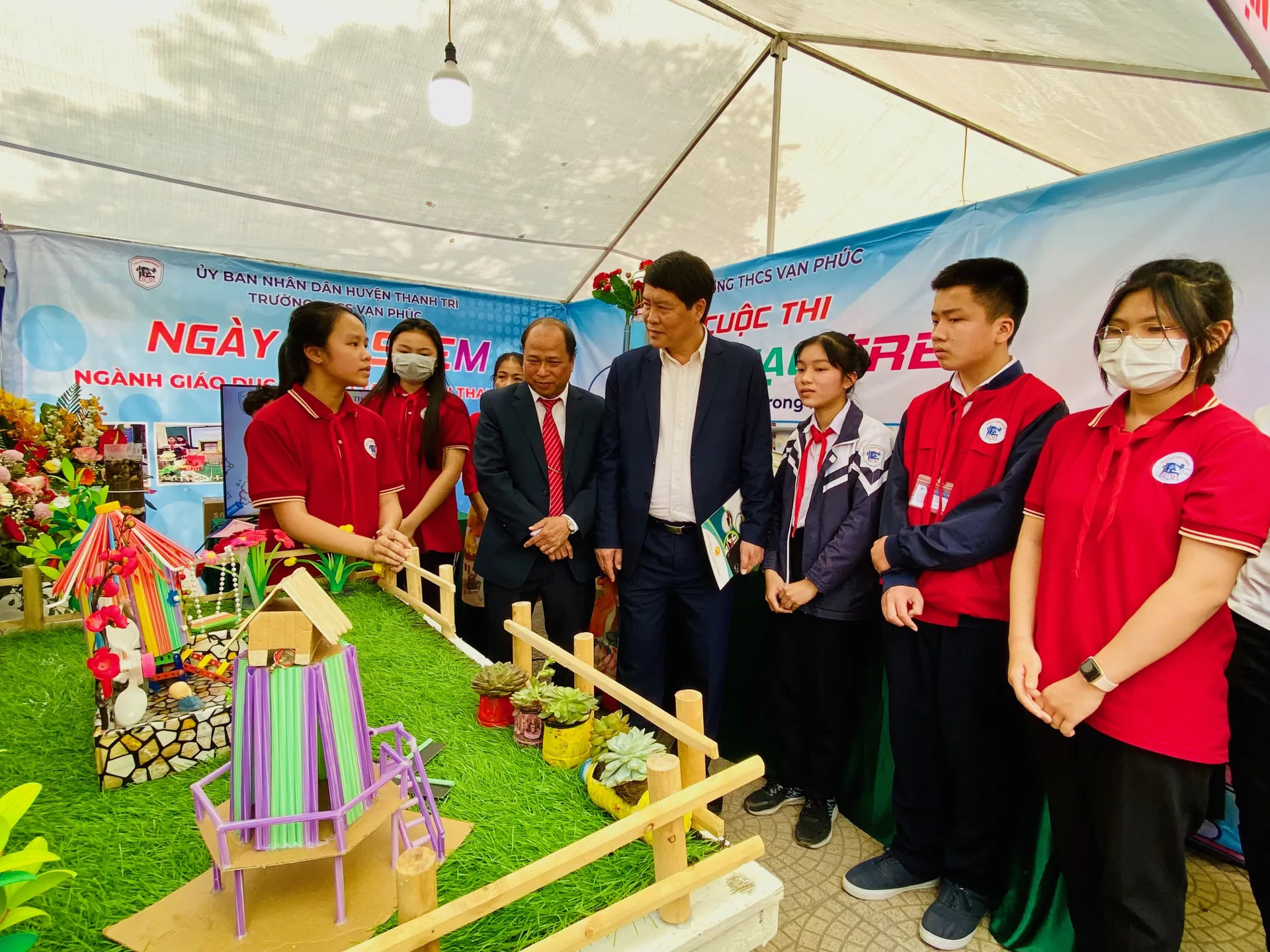 Ngày hội STEM của học sinh huyện Thanh Trì, năm học 2022 - 2023. Ảnh: Hoàng Quyết