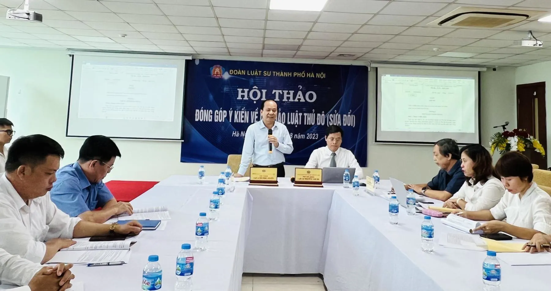 Luật sư Đào Ngọc Chuyền, Chủ nhiệm đoàn luật sư TP Hà Nội phát biểu tại hội nghị. Ảnh: Phương Công