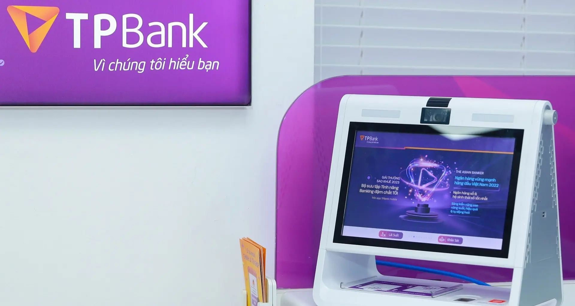 TPBank ra mắt dịch vụ ‘trợ lý số’ 5 sao tại quầy giao dịch