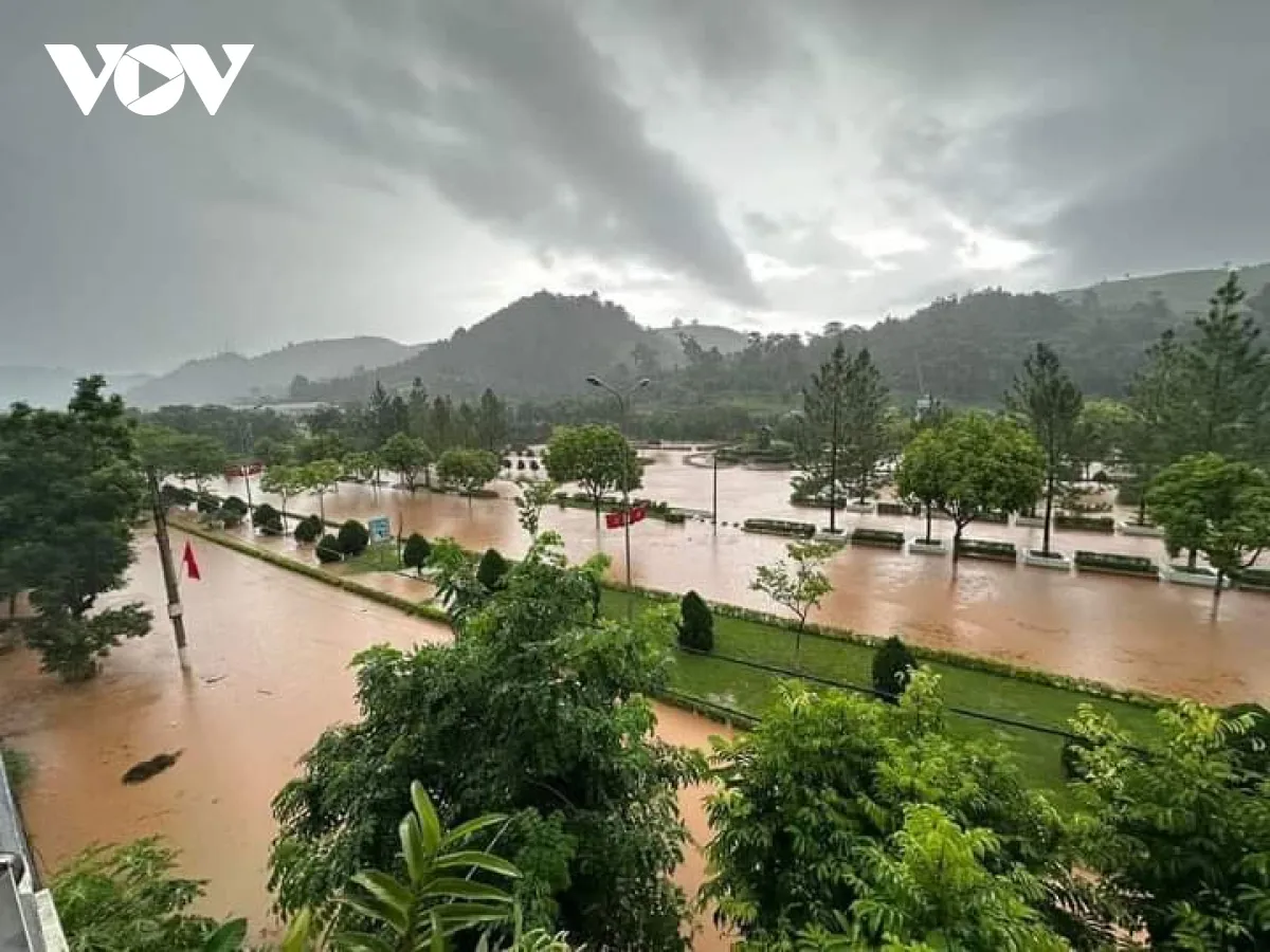 Mưa lớn gây ngập úng ở nhiều nơi tại Sơn La