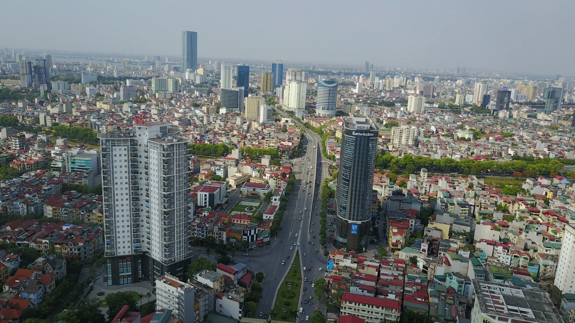 Một góc Hà Nội nhìn từ trên cao. Ảnh Công Hùng