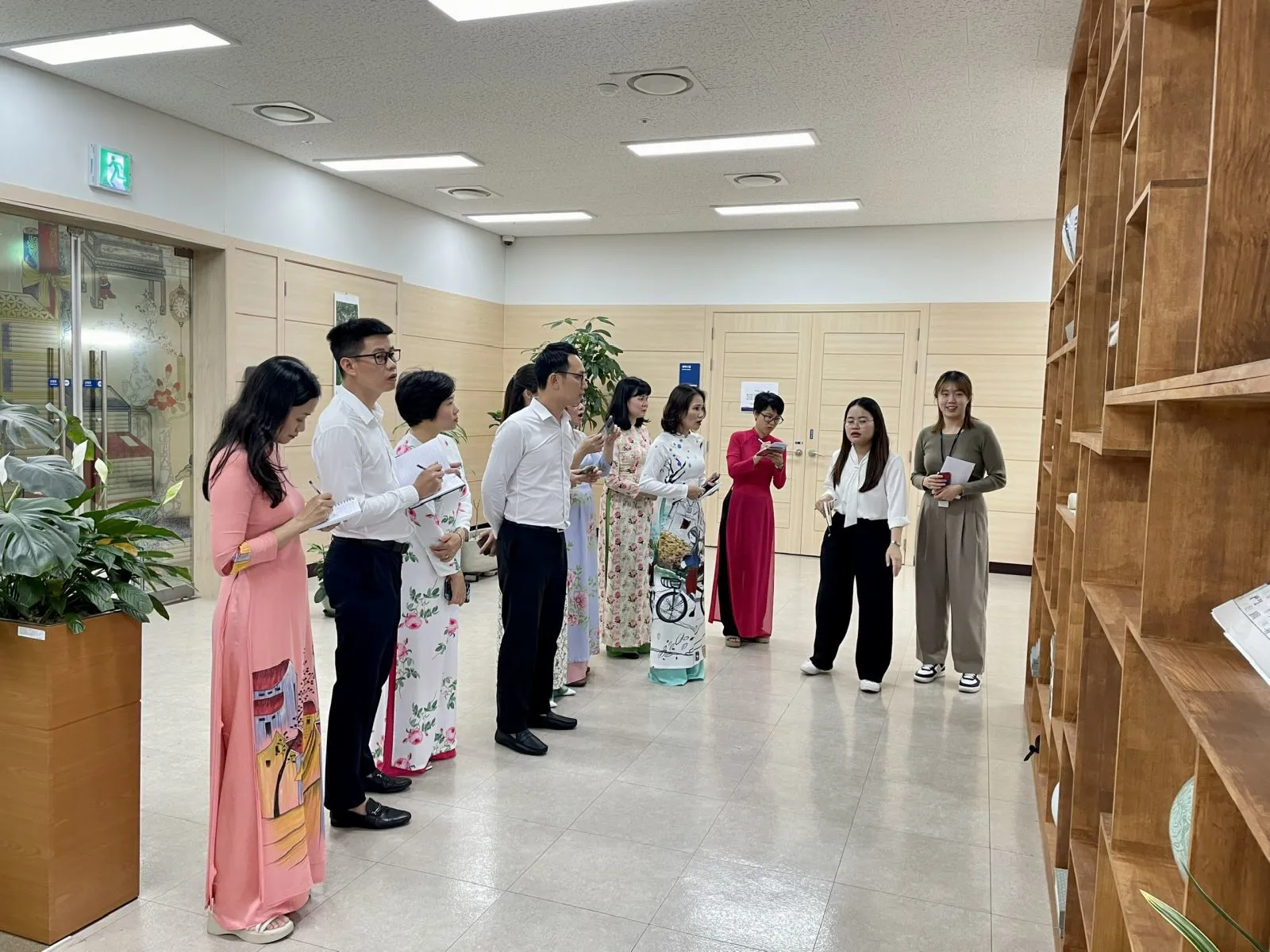 Đoàn thủ thư Hà Nội tham quan, học tập kinh nghiệm tại các thư viện tiêu biểu của Hàn Quốc.